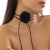 naszyjnik choker na szyję z czarną różą kwiatem