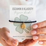 Bransoletka z grawerem NA EGZAMIN 8 KLASISTY - dasz radę, powodzenia z kartką, czarna-złota