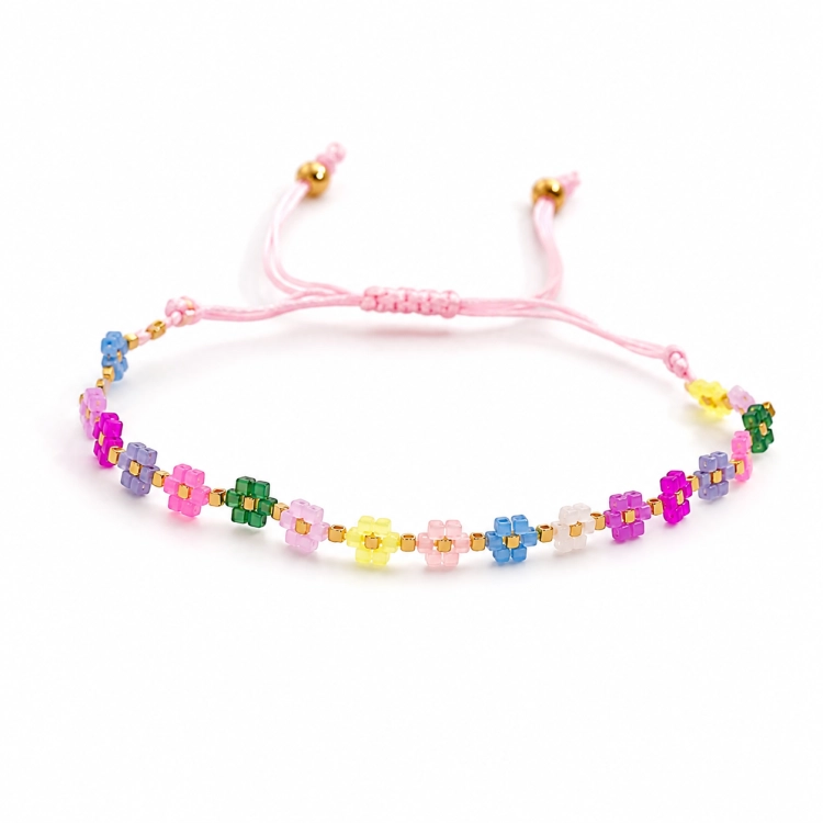bransoletka kwiatki, bransoletka koralikowa, bransoletka regulowana, delikatna bransoletka, bransoletka boho, kolorowa bransoletka, biżuteria handmade, bransoletka na lato, pastelowa bransoletka, modna bransoletka damska, drobna biżuteria,