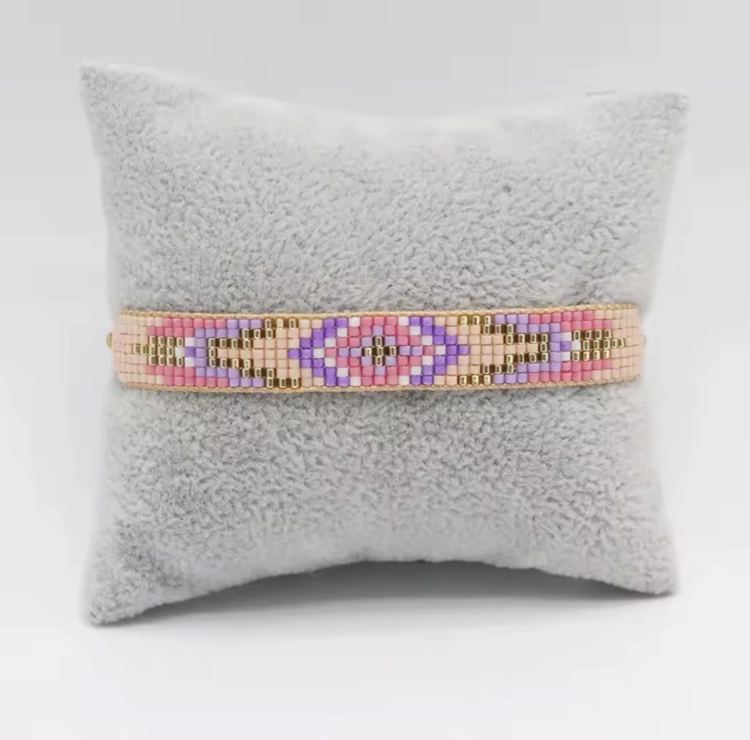 boho bransoletka ze szklanych koralików Miyuki pleciona z azteckim geometrycznym wzorem, bransoletka na lato, bransoletka na plażę, bransoletka z koralików