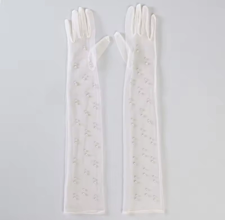 rękawiczki długie białe, rękawiczki ślubne, rękawiczki tiulowe, bal przebierańców, rękawiczki eleganckie, rękawiczki długie wieczorowe, rękawiczki na bal rękawiczki, rękawiczki elastyczne, rękawiczki dla niej, wysokie rękawiczki, długie,