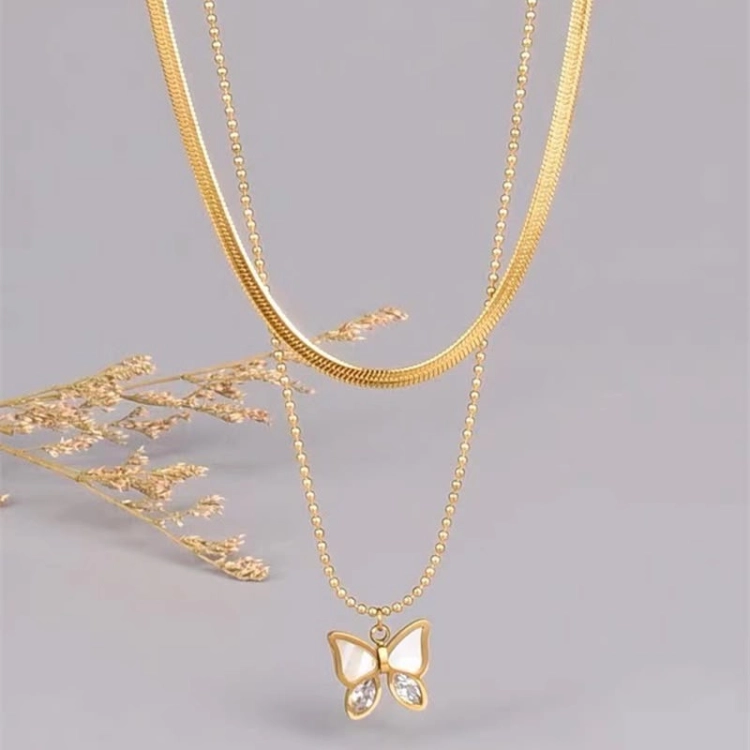naszyjnik z motylkiem, naszyjnik złoty motylek, naszyjnik żmijka, naszyjnik choker snake, naszyjnik celebrytka, naszyjnik złoty zawieszka motylek, naszyjnik na wesele, naszyjnik ślubny